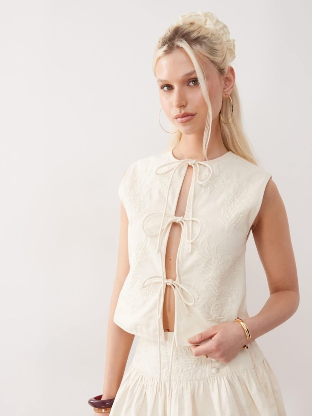 Reclaimed Vintage Cream Tie-Front Embroidered Sleeveless Top